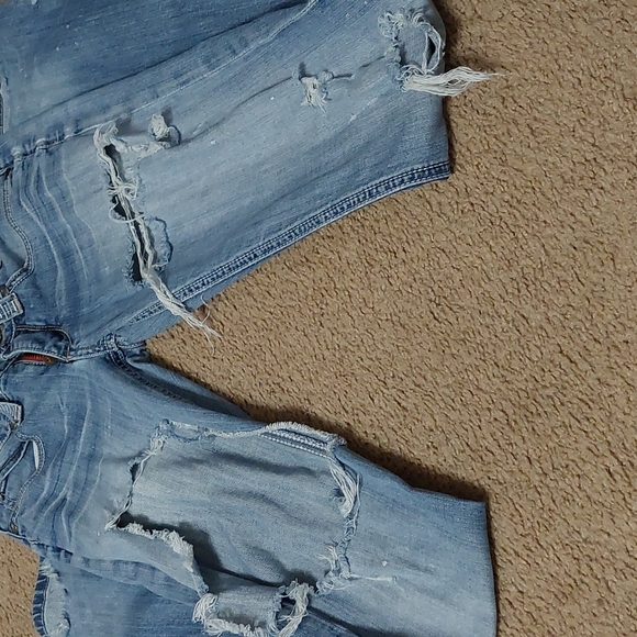 Boot Cut Riped Jeans - Picture 2 of 3